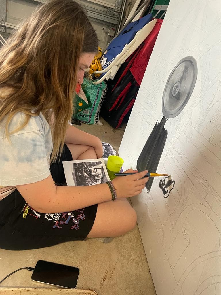 Brushstrokes For History volunteers creating community art
